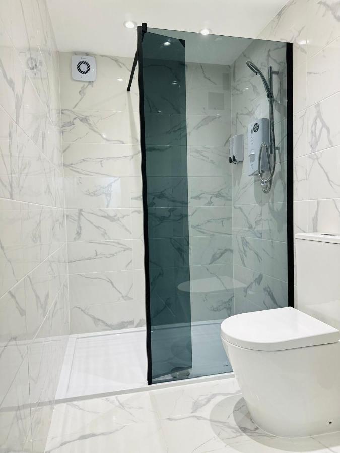 Marbel Aldgate Hotel London Bagian luar foto